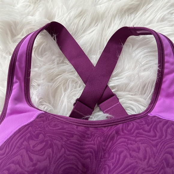 Under armour purple sports bra - Picture 3 of 5